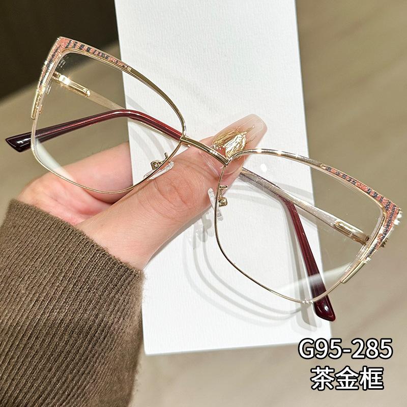 New Fashion Diamond Studded Metal Eyeglass Frame for Women Clear Lenses Glasses Fashionable Cat Eye Computer Goggles