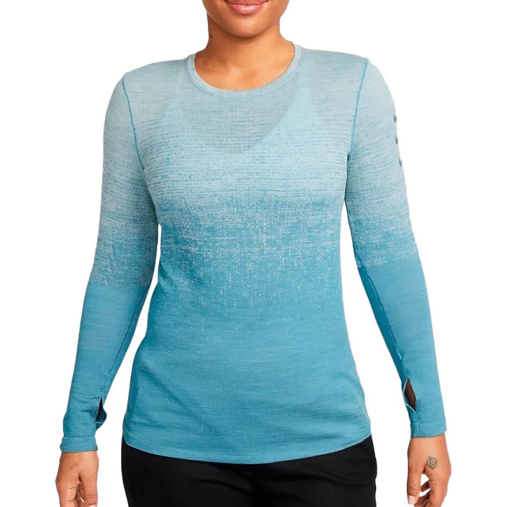 Nike Women's Long Sleeve T-shirt Dri-FIT Blue