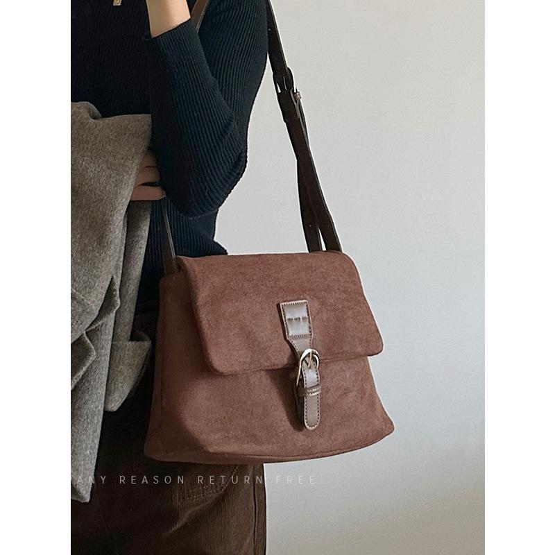 

Сумка женская новая ретро темперамент замшевая сумка через плечо подмышкой кроссбоди универсальная сумка почтальона