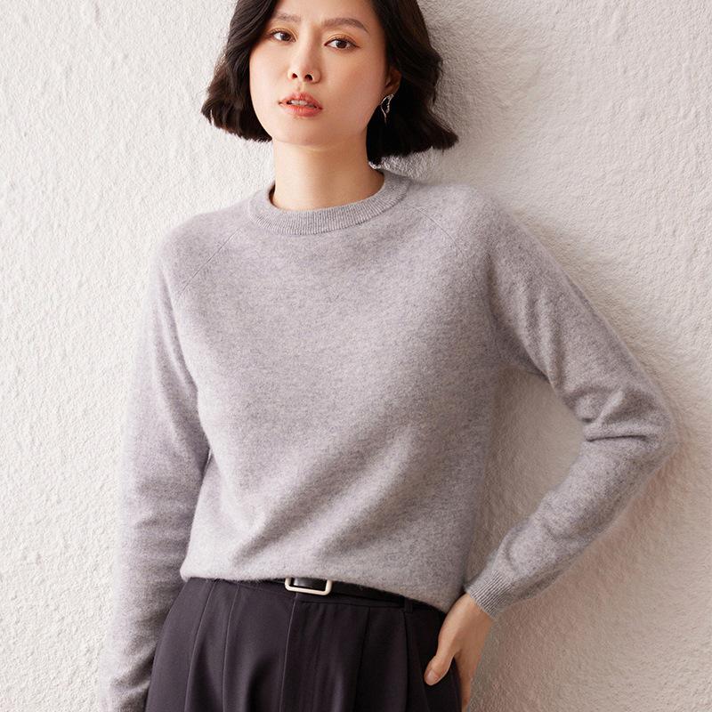 Women's Cashmere Sweater, Round Neck Pullover, Versatile Fit Knitwear for Autumn and Winter