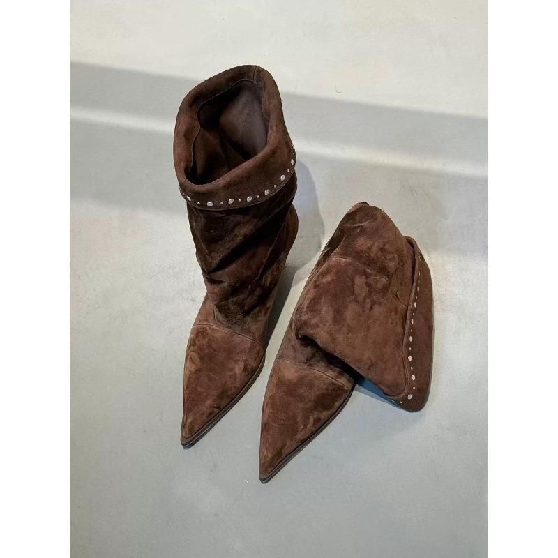 Sheepskin version retro suede pointedtoed tall boots, slope heel pleated piled boots, women's rivets decorative western cowboy boots