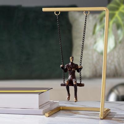 Elegantní houpačková figurka socha pro domácí dekoraci