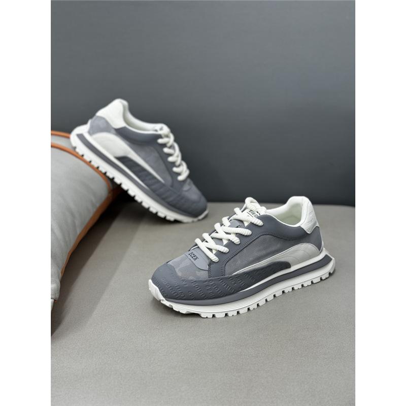 Neue bequeme Schuhe, Sportschuhe, bequeme atmungsaktive Schuhe