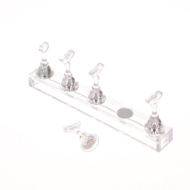 Magnetiske tupper Nail Art Trening Negleutstillingsstativ Nail Art Øvelsesstativ Holder for falske negletipper Negleutstilling Sjakkbrett