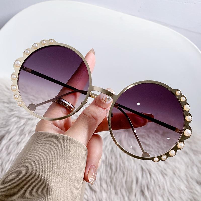 Flower Border Pearl Glasses Personality Hip Hop Funny Sunglasses Round Frame Metal Sunglasses