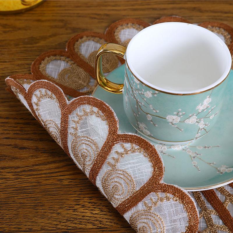 Lätt Lyx Broderi Lyxig Cirkulär Matskiva Bordsunderlägg Tallriksunderlägg, Vasunderlägg Bordslampa Underlägg Koppunderlägg Smyckesunderlägg Hem Retro Anti Skållningsunderlägg