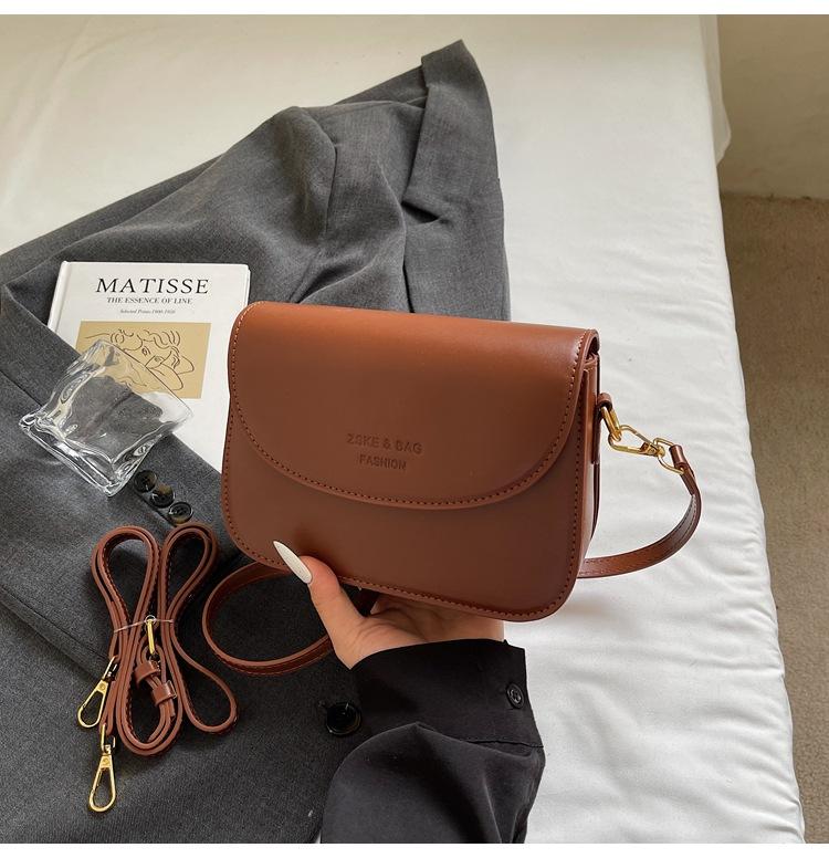 High-end fashion small bag women's 2025 new retro simple small square bag niche design single shoulder messenger bag tide