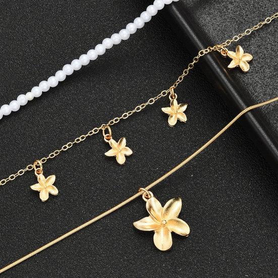 3Pcs Layered Necklace, Stackable Elegant Necklace for Women, Lightweight Flower And Pearl Necklace for Outdoor Beach Vacation Party