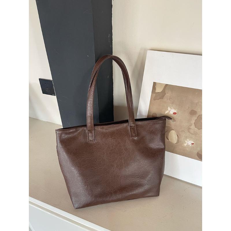 Casual shoulder bag women's new original work and class commuting soft leather bag large capacity simple tote big bag