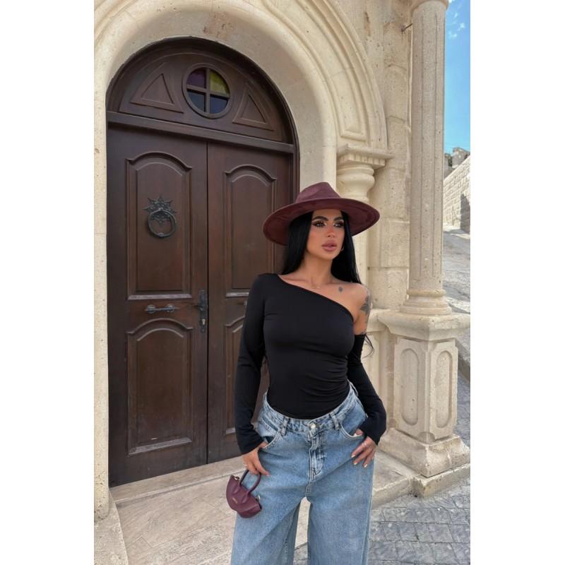 Sexy Irregular Off Shoulder Long Sleeve T-Shirt Women Slim Fit Street Style Top