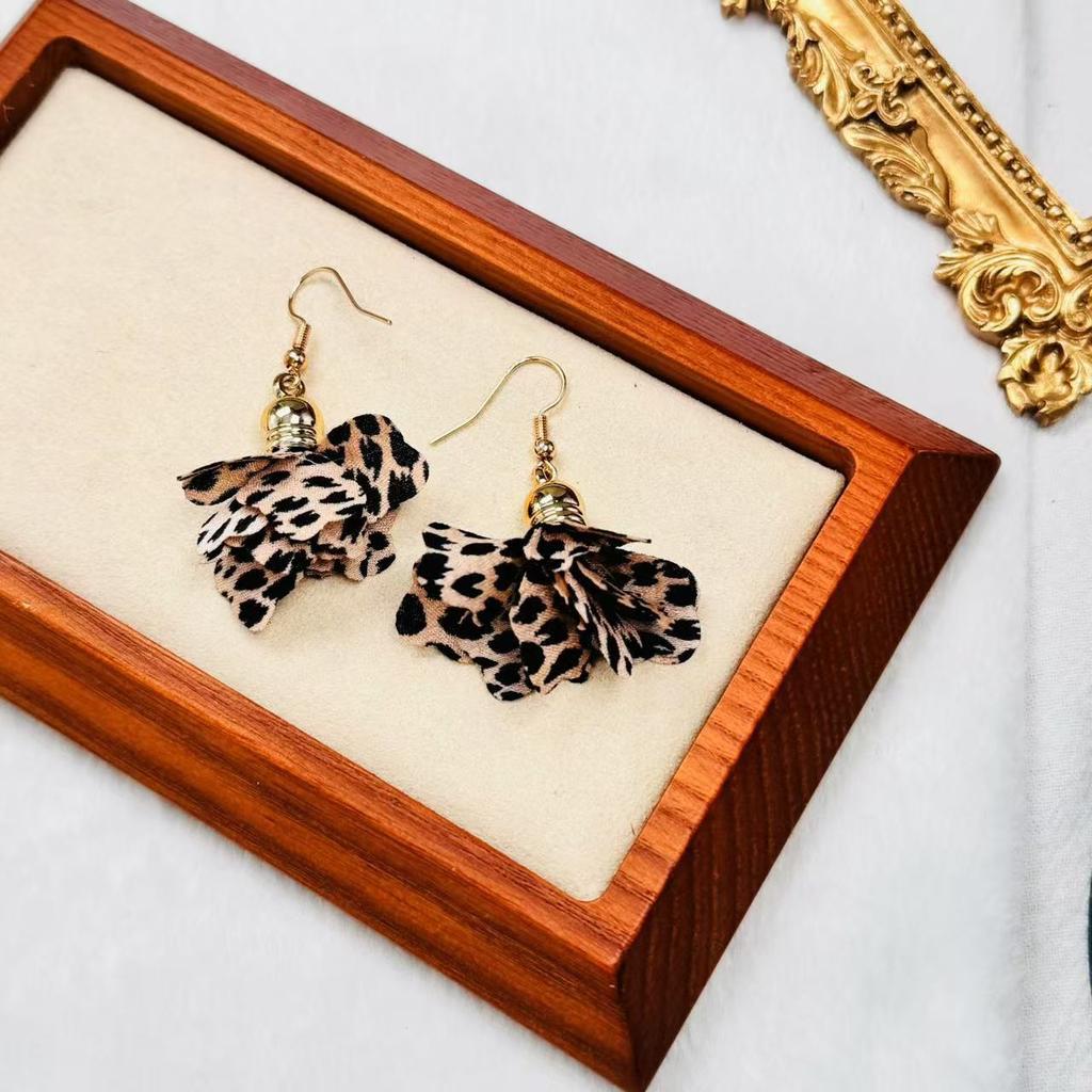 Temperament Retro Leopardenmuster Ohrringe Mode Hong Kong Stil Herbst und Winter Neu