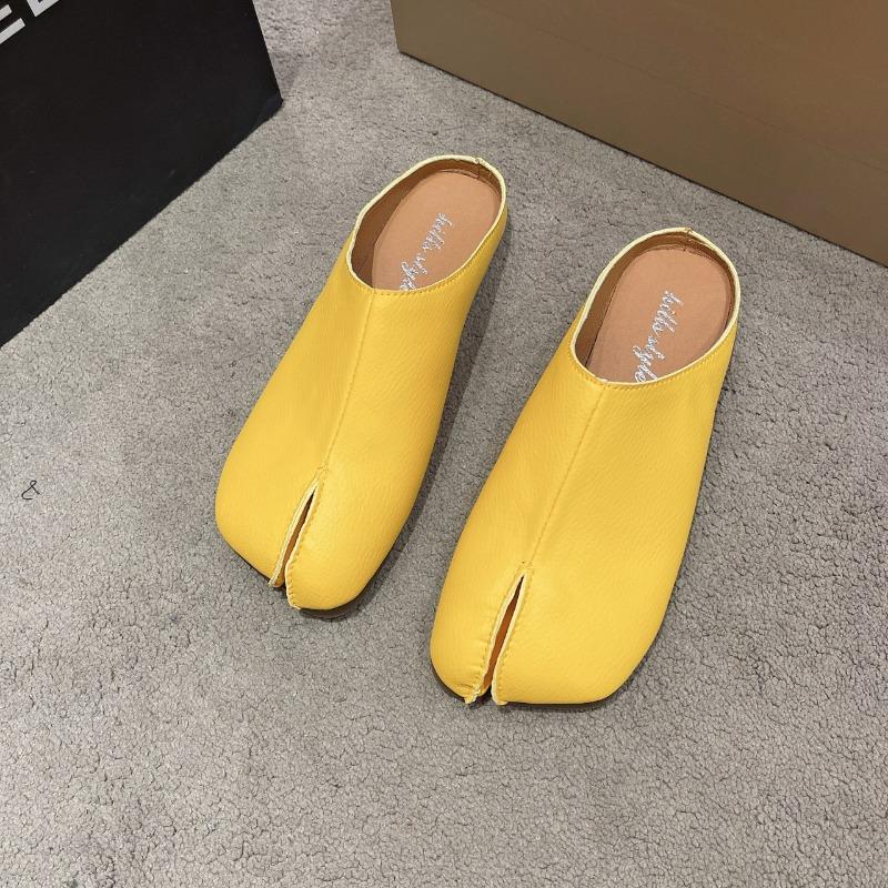 Summer And Autumn New Fashion Trend Split Toe Half-slip Small Leather Shoes Women's Soft Sole Comfortable Wrap-around Slippers