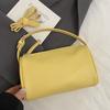2025 new simple lychee pattern soft leather portable pillow bag women's casual versatile commuter style messenger bag