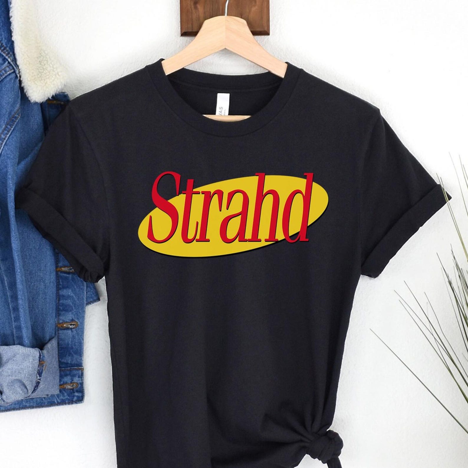 Strahd Seinfeld Parody T-Shirt - D&D Curse of Strahd RPG Tee, Funny Tabletop Gaming Shirt, Vampire Lord Graphic Tee for Dungeon Masters 2XL