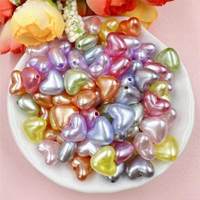 50 pz 10.1*8.8mm Acrilico di colore Misto Cuore di Pesca Perline Sparse Con Foro FAI DA TE Creativo Materiale Fatto A Mano