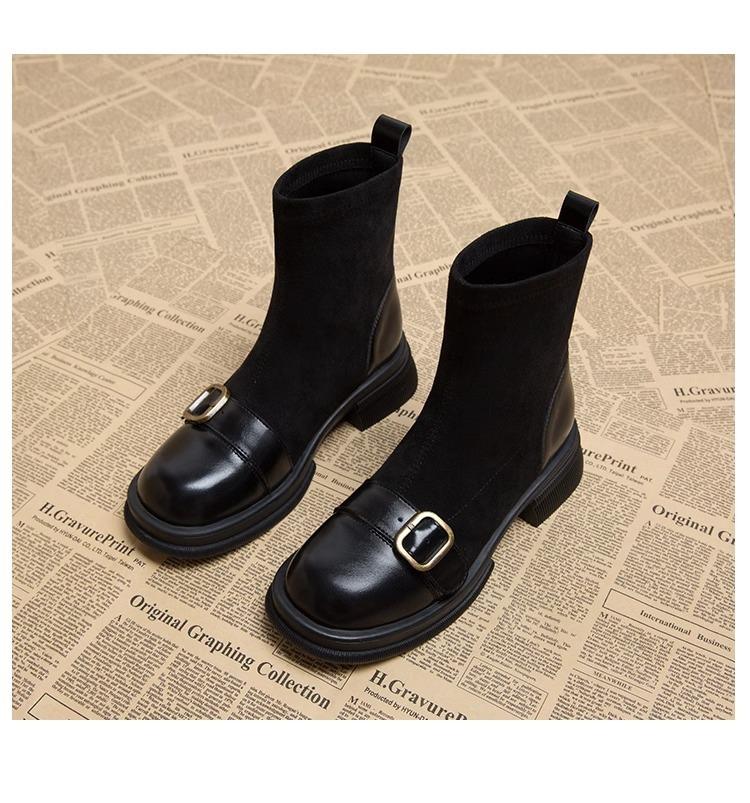 

Retro skinny boots brown socks boots women s 2025 popular autumn and winter foreign style small short boots small ankle boots 35