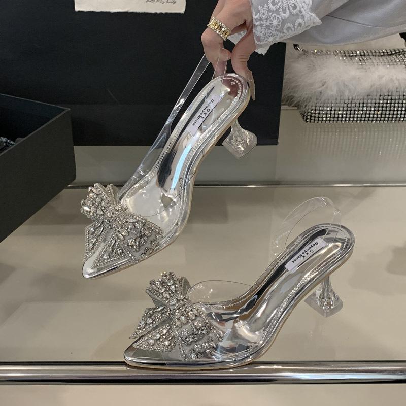 

Летние новые модные сандалии с бисером, прозрачные, красивые, не утомляющие, на прозрачном высоком каблуке 40 серебряный
