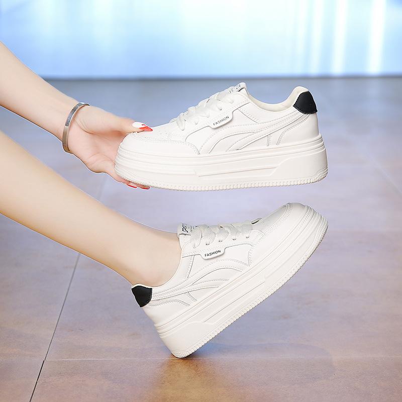 Thick-soled Heightening Soft Leather Little White Shoes Women's 2025 Summer New Breathable Board Shoes Super Fire Versatile Casual Sports Shoes