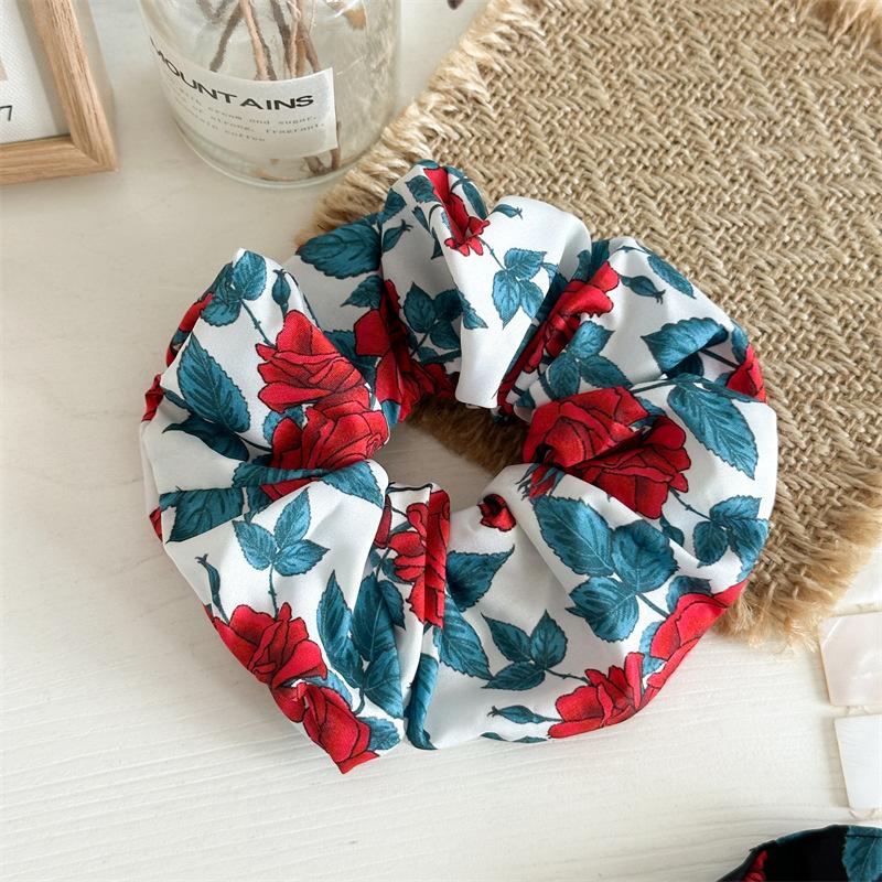 Pretty Floral Print Satin Cloth Scrunchy Women Girls Thick Ponytail Holder Hairbands Ladies Casual Hair Scrunchies Accessories