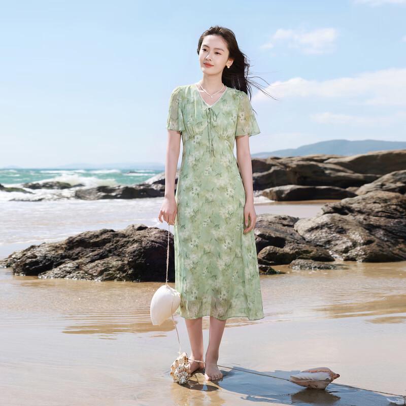 Sancai Plus Size French Floral V-Neck Maxi Dress