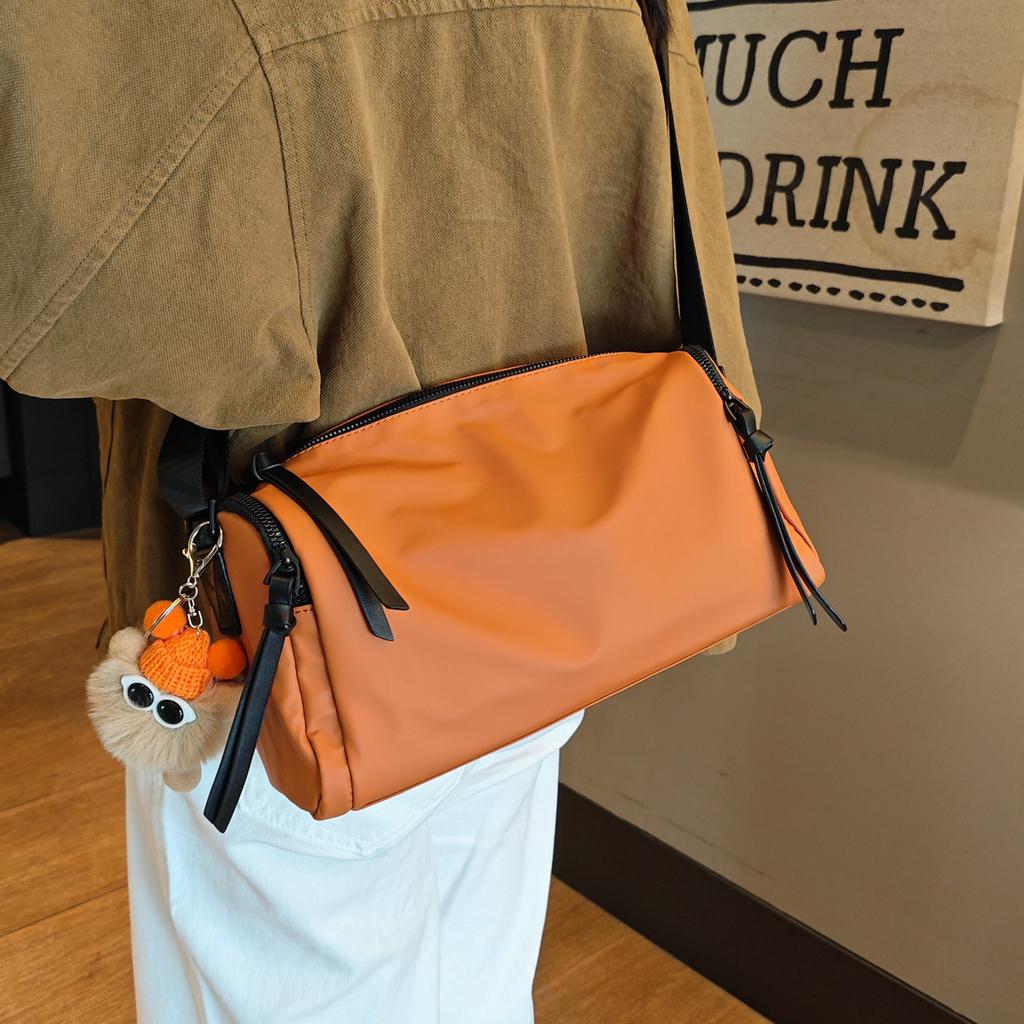 Light Luxury Niche High-end Casual Lightweight Waterproof Large Capacity Crossbody Bag Women's Bag New Fashionable Summer Bag