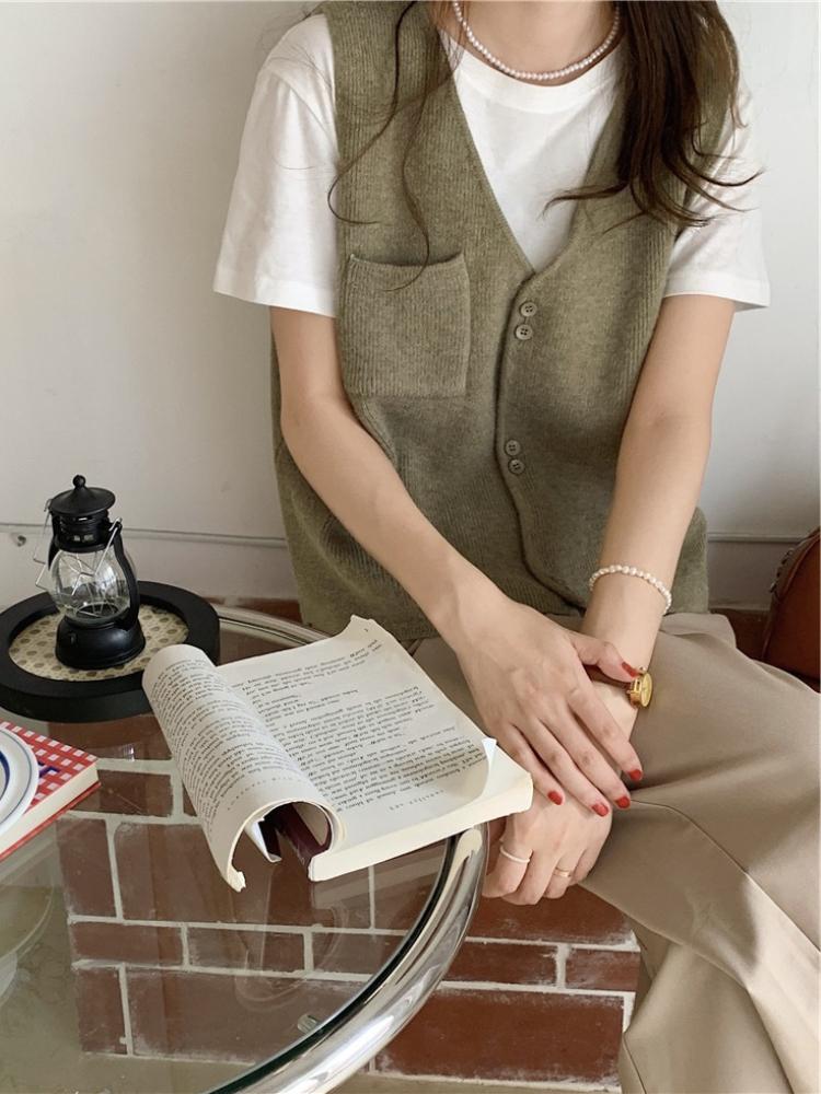 Korean Version Solid Pocket Knitted Vest Cardigan Women's Autumn Winter New Loose Fashion V-neck Sleeveless Sweater Vest