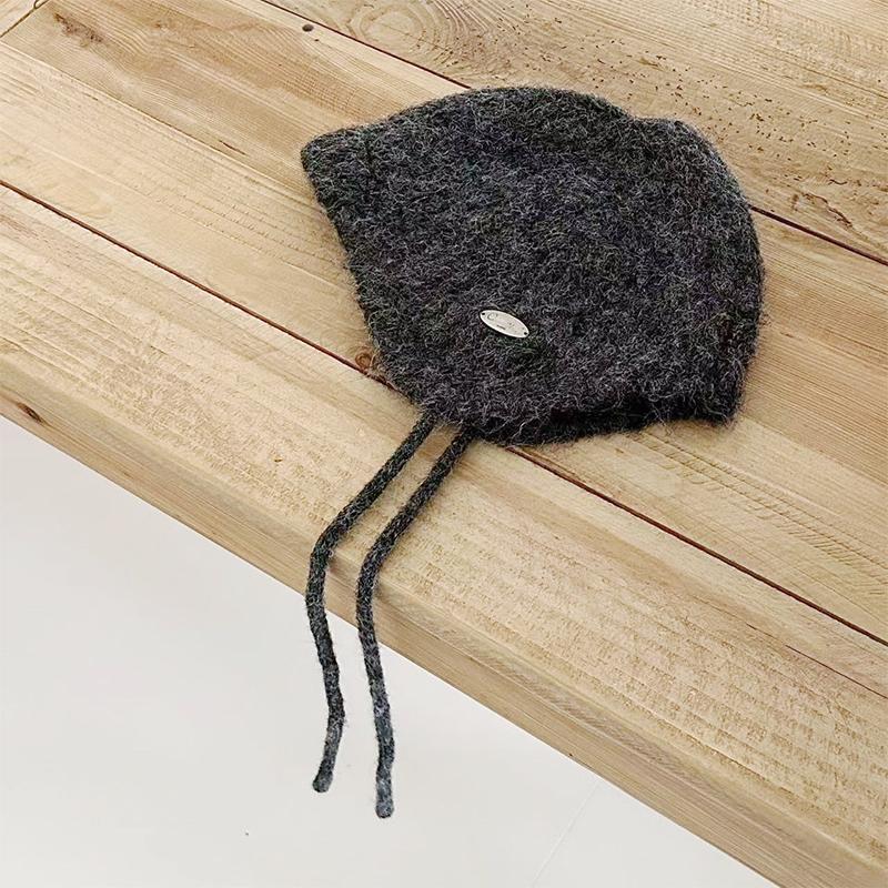 

Winter Korean Sweet Earmuff Knitted Hat Versatile Casual Lei Feng Hat серый