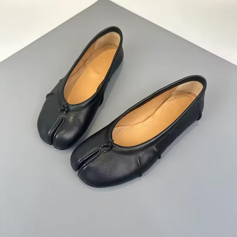 Spot Women's 2024 New Pleated Split-Toe Ballet Flats with Bow
