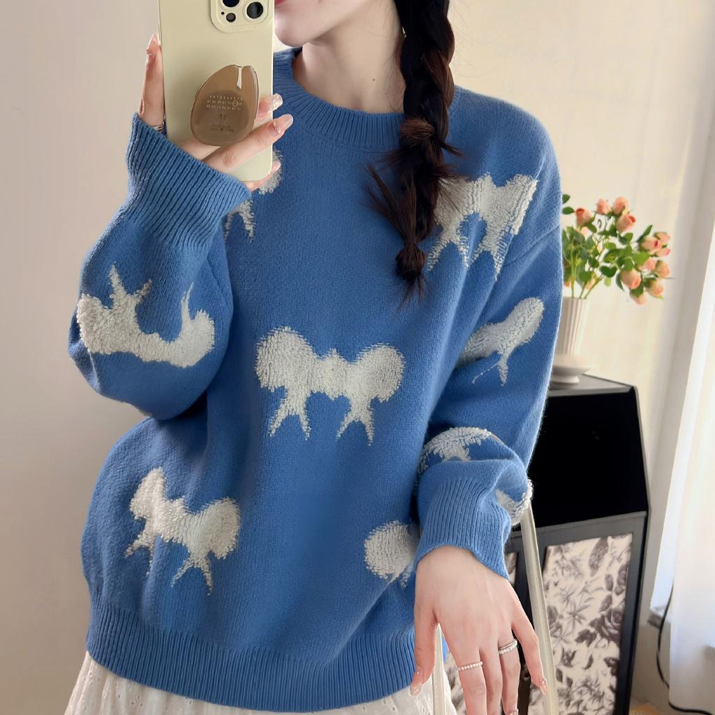 Japanese sweet towel embroidered jacquard sweater for women's autumn and winter new loose and gentle wind round neck knitted sweater for women