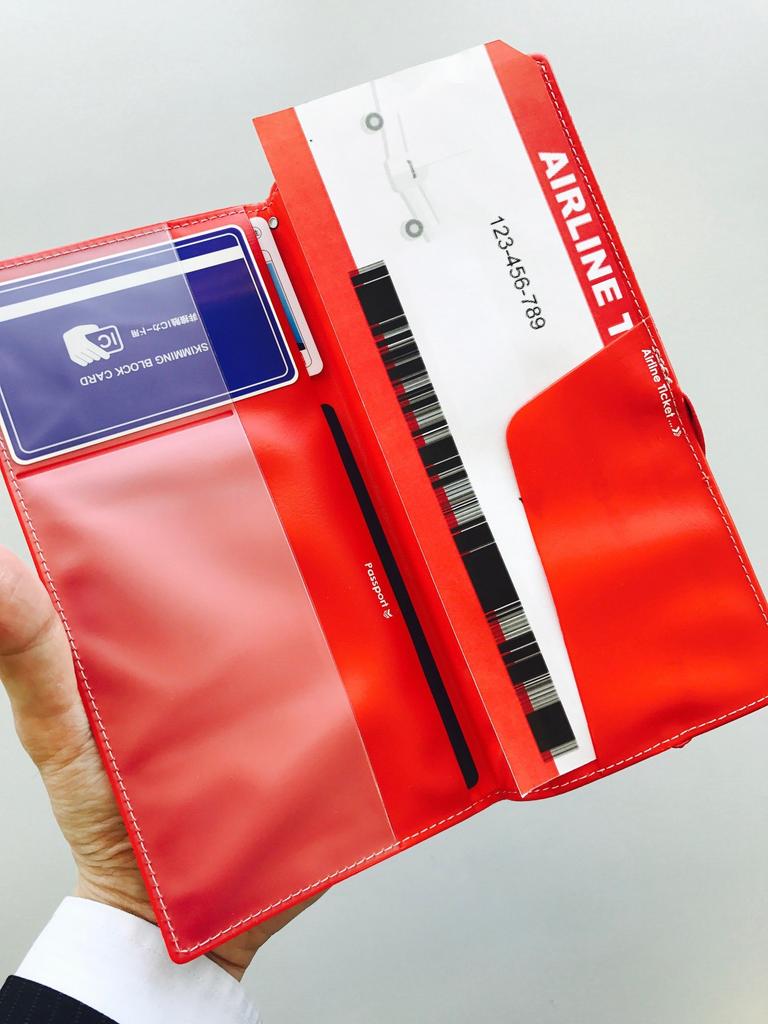 Skimming Block Passport Case R Valuables Storage Skimming Prevention 20 cm Red [Concise] Leather-like 0.062kg