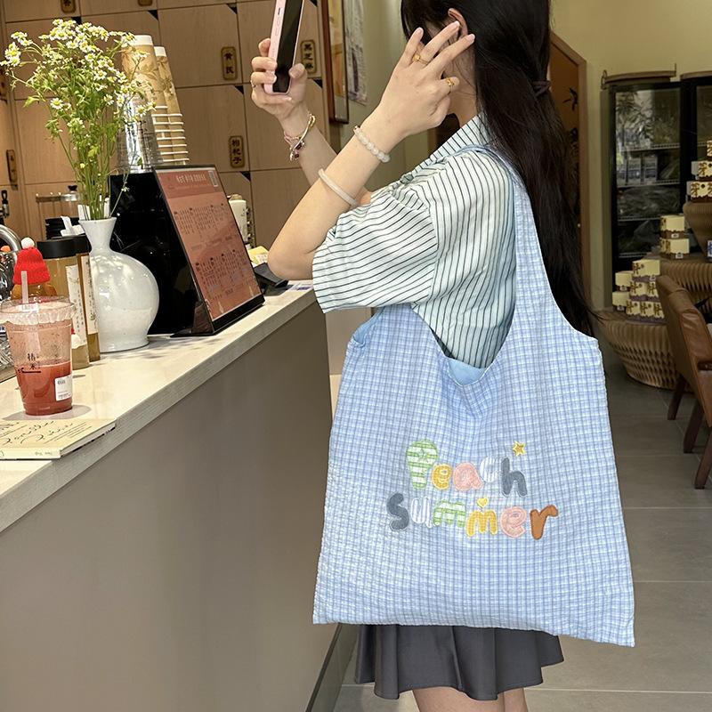 

Cute Embroidery Letter Women Shoulder Vest Bags Versatile Commuter Girls Armpit Bag Large Capacity Ladies Shopping Handbags Tote синий