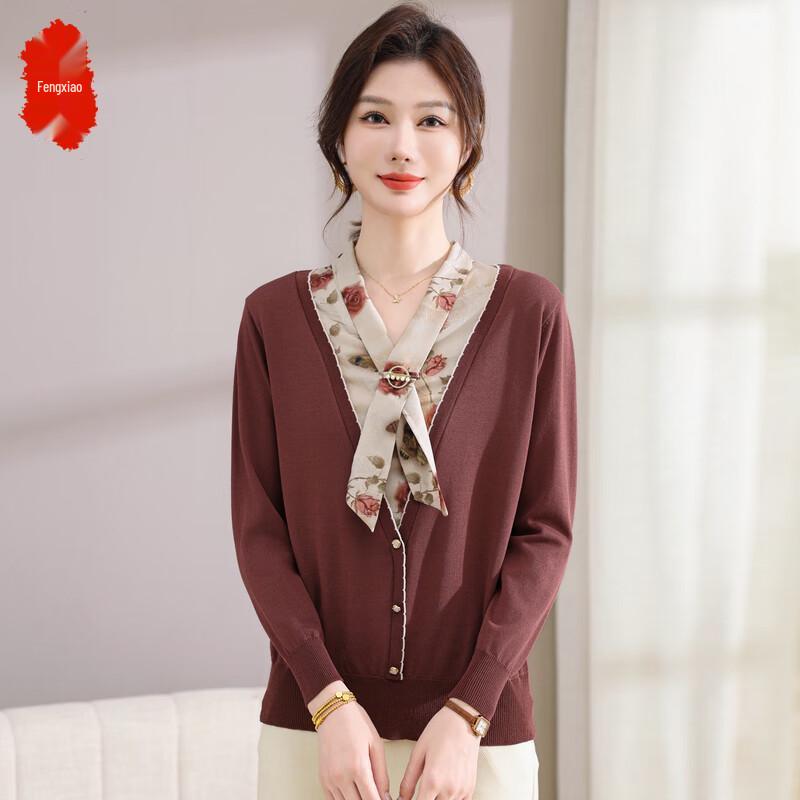 

Women s V-Neck Floral Knit Sweater M
