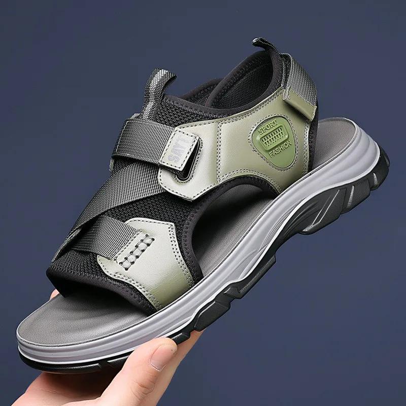 Mode Sommer Mode Plateau Aushöhlen Outdoor Strand Herren Sandalen Designer Weiche Sohle Lässig Leder Herrenschuhe Sandalias Hombre Verano