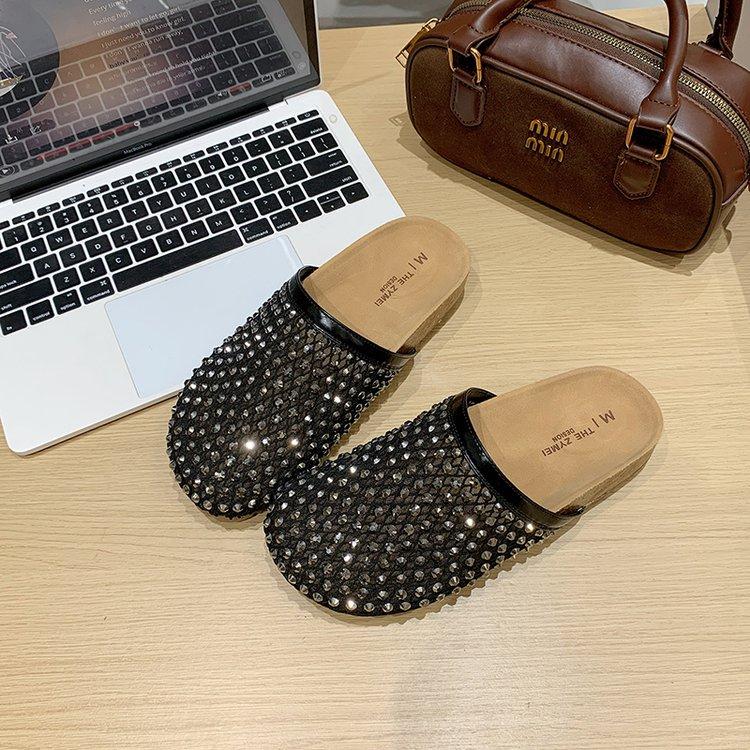 Fashion Sandals for Women's 2025 Summer New Luxury Brand Slippers Lightweight Round Head Shoes Water Diamond Flat Slides Women Sandals