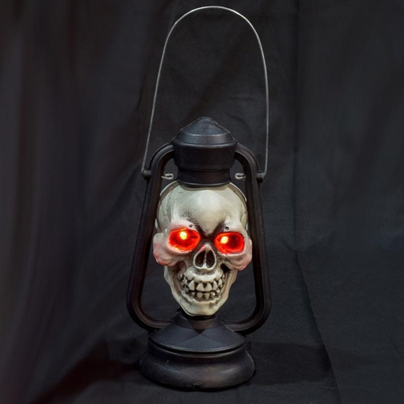 Retro Style Skull Head Light Handheld Skeleton Head Light Halloween Decoration With Handle For Home And Outdoor Parties