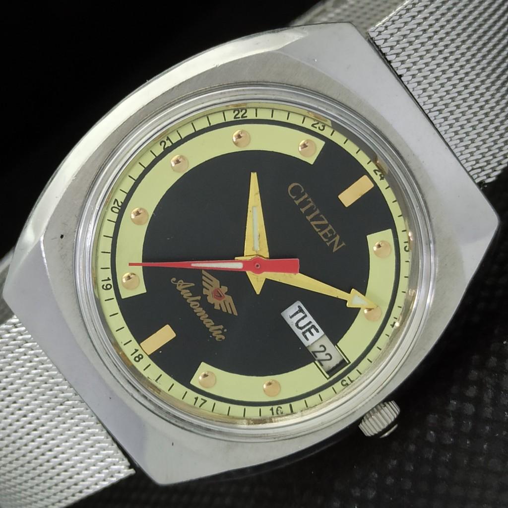 

USED VINTAGE CITIZEN AUTOMATIC 8200 JAPAN MENS D/D BLACK WATCH 534h-a281905-2 SKU534h-a281905