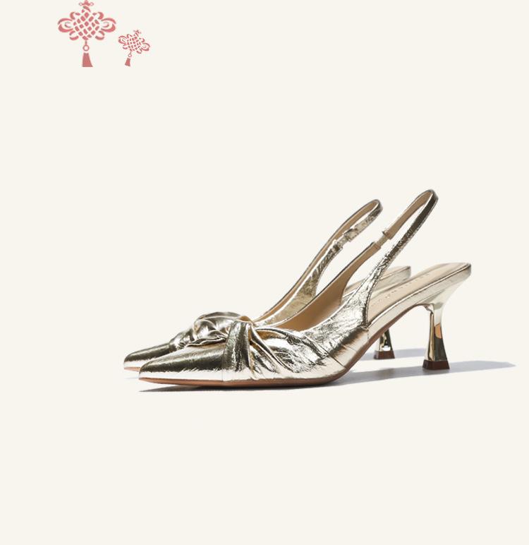 

Остроносые туфли-лодочки на высоком каблуке с открытой пяткой женские летние 2025 новая модная корейская версия сумка голова серебристые туфли-лодочки на шпильке 35 серебряный