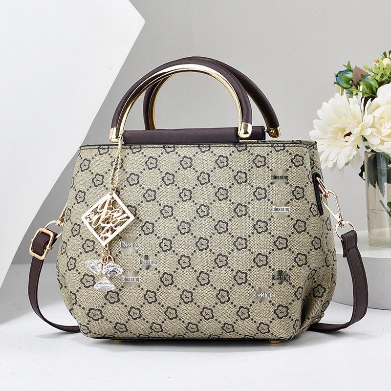 2025 Fashionable Large-Capacity Handbag for Women: Versatile Tote for Moms, Shoulder & Crossbody Use