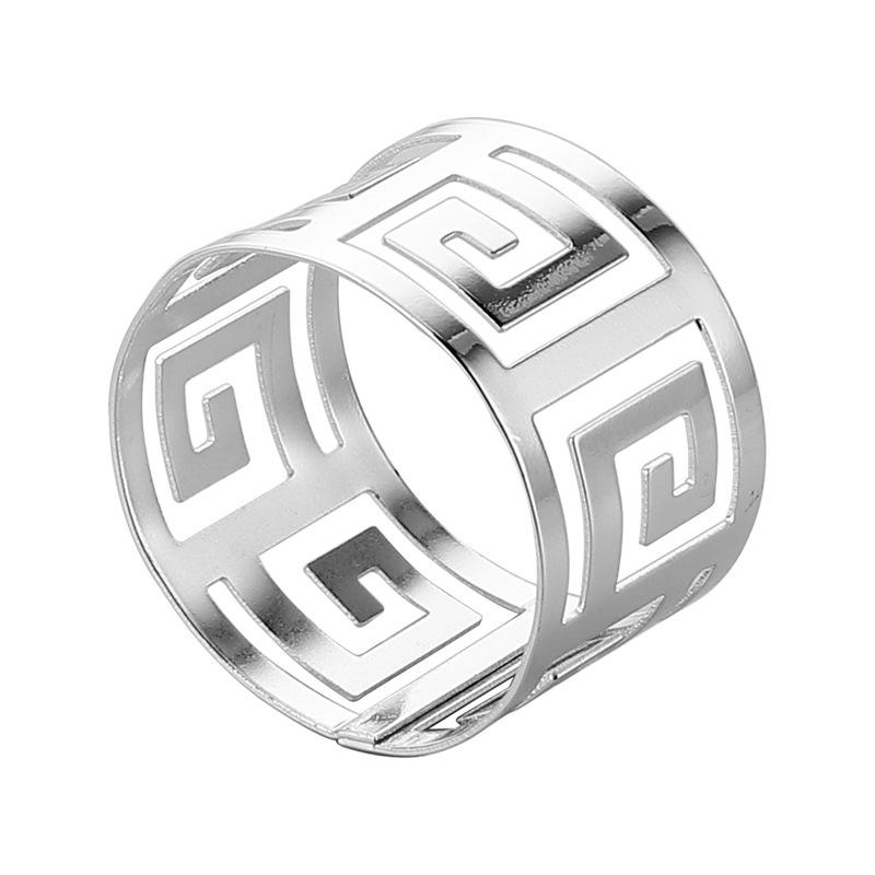 Elegant Metal Napkin Ring for Table Setting Décor