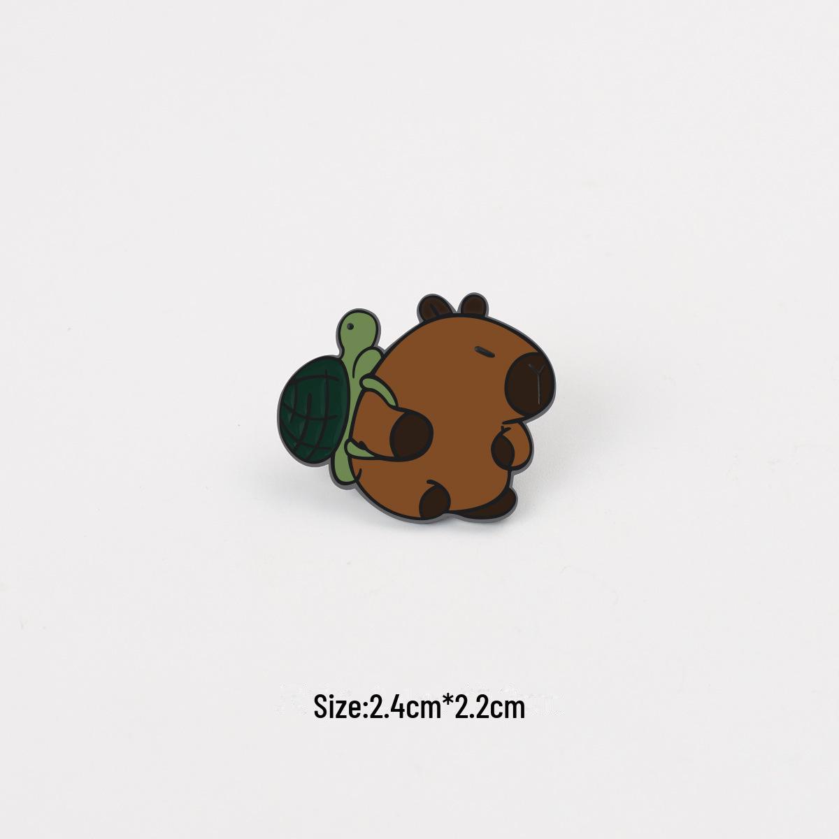 

Милая мультяшная металлическая брошь-булавка «Капибара» – забавный аксессуар для рюкзака