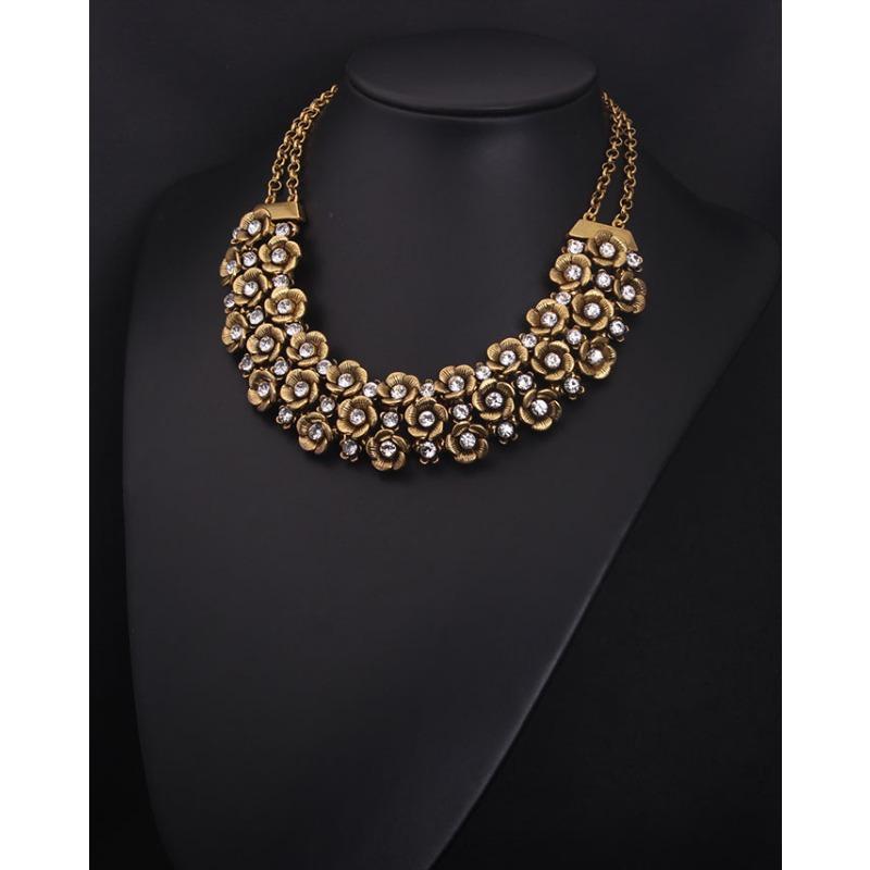 Retro Flower Rhinestone Short Collarbone Necklace Exaggerated Personality Fashion Women'S Accessories
