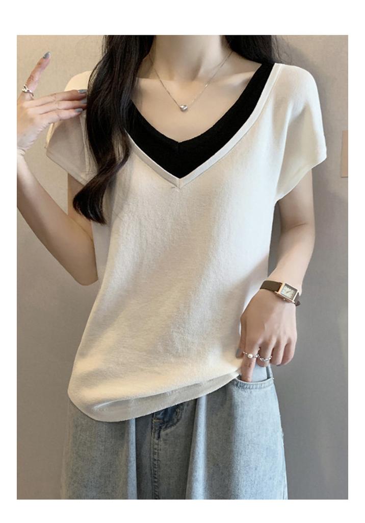 Versatile design sense fake two loose college style age reducing 2026 new summer slimming knitted short sleeved women