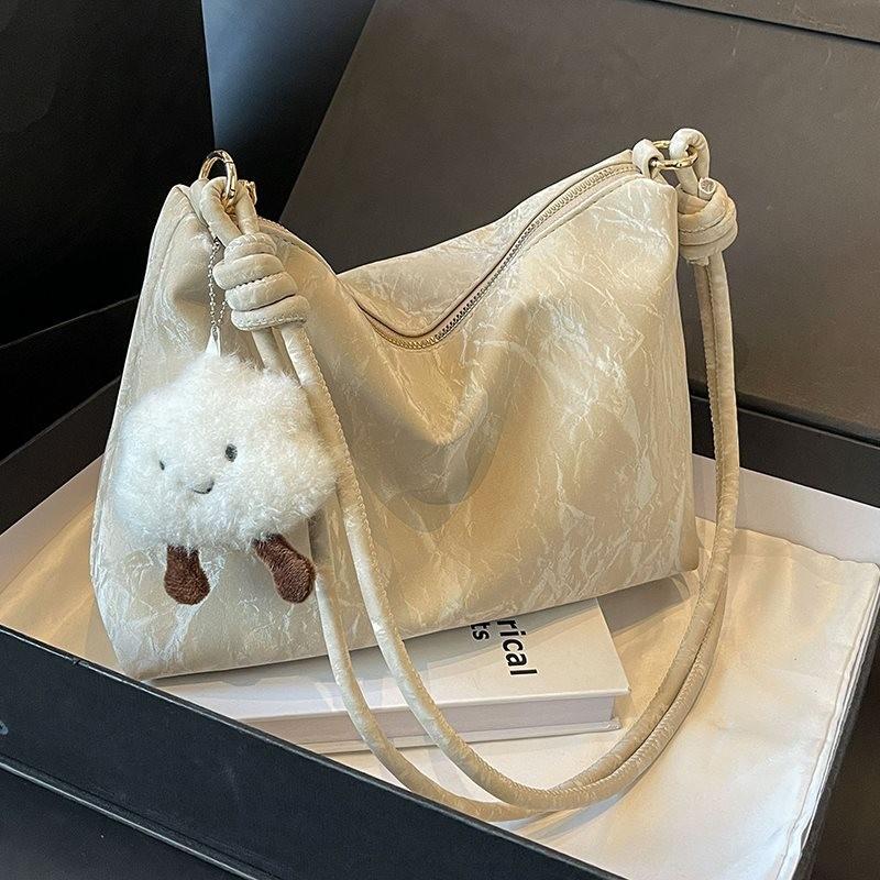 Trendy Versatile Soft Shoulder Bag For Women Perfect For Students And Everyday Use