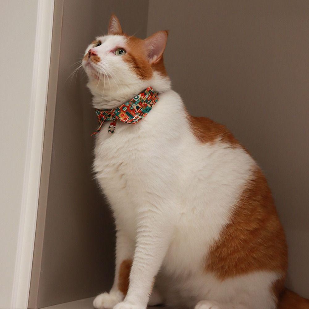 Cute Kitten Christmas Necklace with Bell Adjustable Kitten Bowties Collar Necklace Comfortable Fashion Kitten Saliva Towel