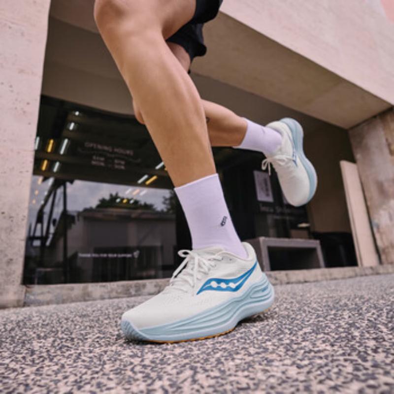 

SAUCONY Phoenix Inferno 5 Running Shoes 45