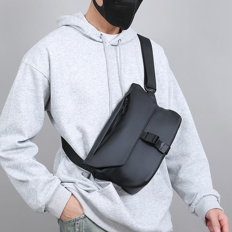 Men's Messenger Bag Oxford  Shoulder Bag Riding Shoulder Crossbody Bag
