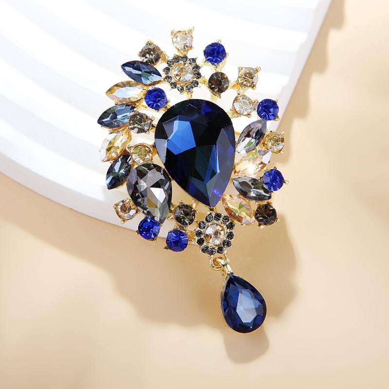 Fashion Retro Luxury Crystal Water Droplet Pendant Brooches For Women Clothing Coat Jewelry Accessries Gifts