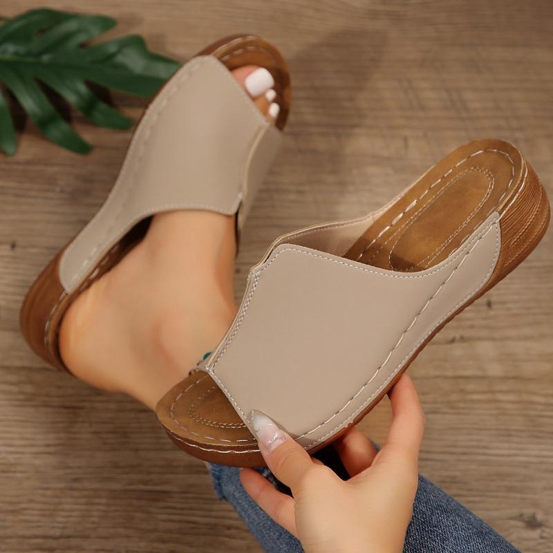 Summer New Slope Heel Platform Slippers Fashionable Large Size Beach Cool Slippers Fish Mouth Cool Slippers