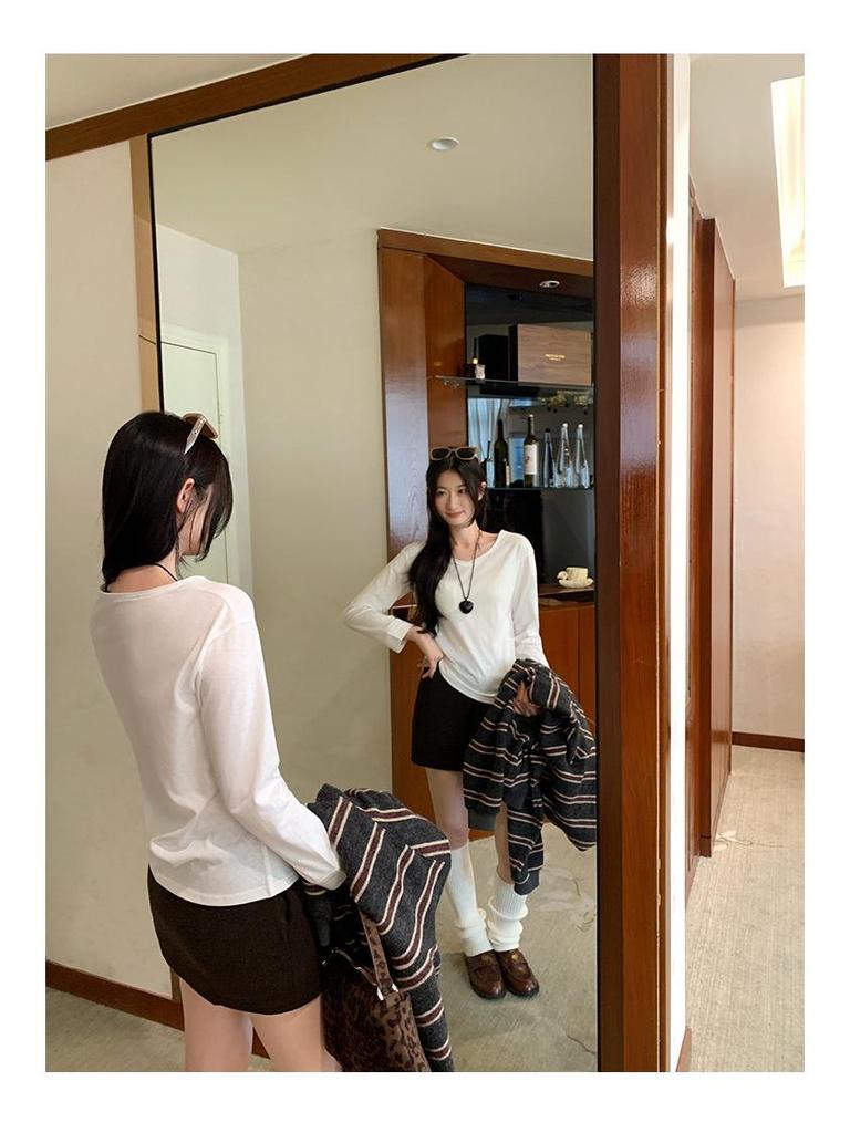 Korean High-End V-Neck Loose Long-Sleeve Women's T-Shirt, Autumn/Winter 2025