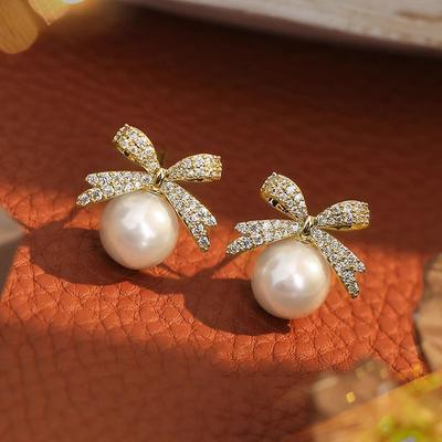 Boucles d'oreilles à clous nœud dame, bijoux élégants et doux pour dame, design perle d'imitation